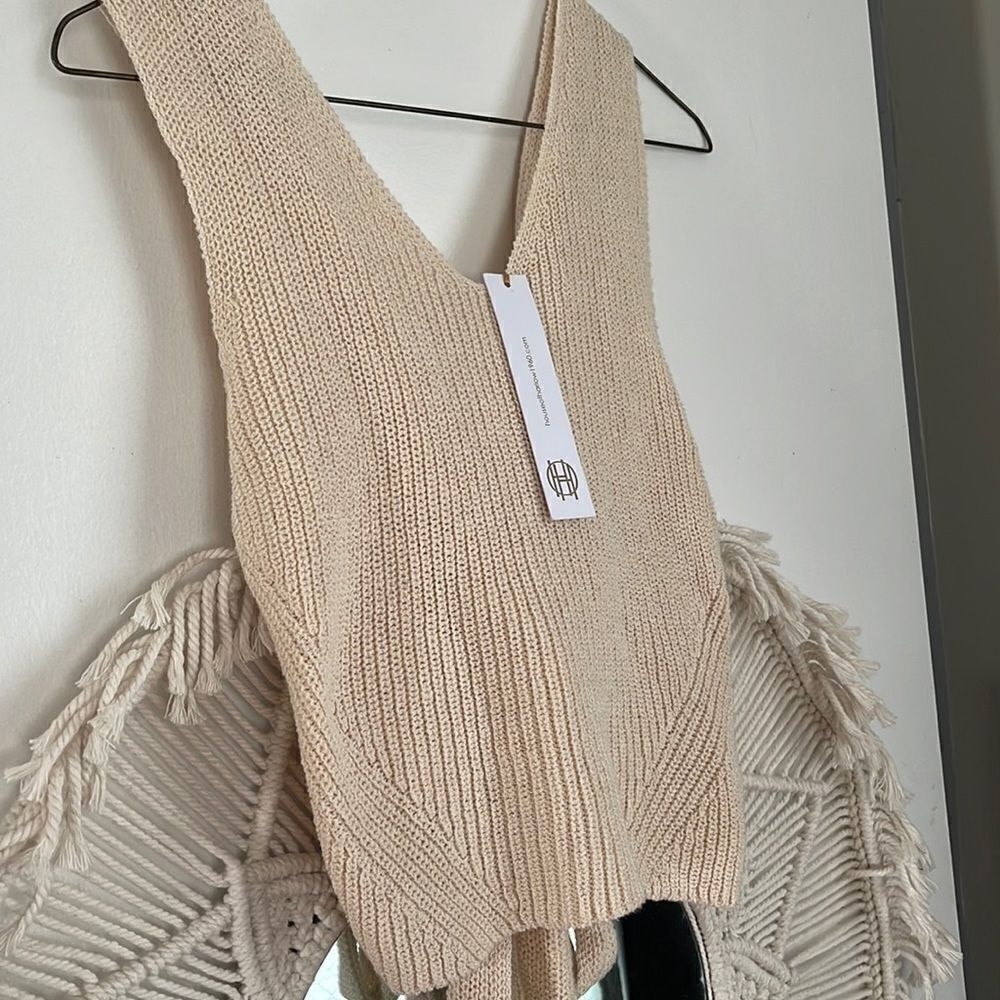 House of Harlow delicate knit tie back crop new with tags  size large